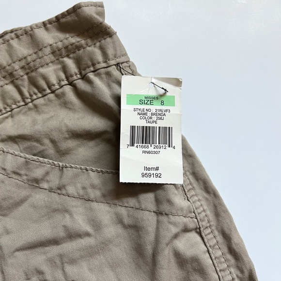 Supplies By Union Bay Khaki Cargo Shorts Size 8 - Picture 7 of 13